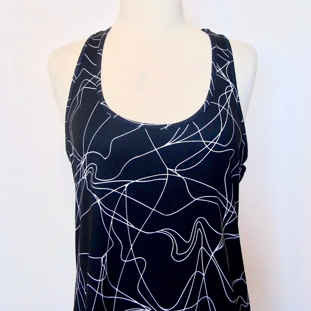 Fabletics Mary Tank Top RacerBack Athletic Top M - Picture 2 of 5